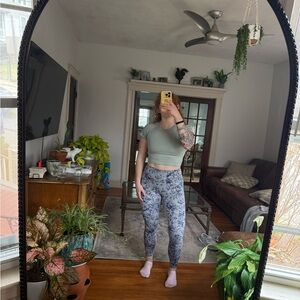 Blue and grey printed floral leggings